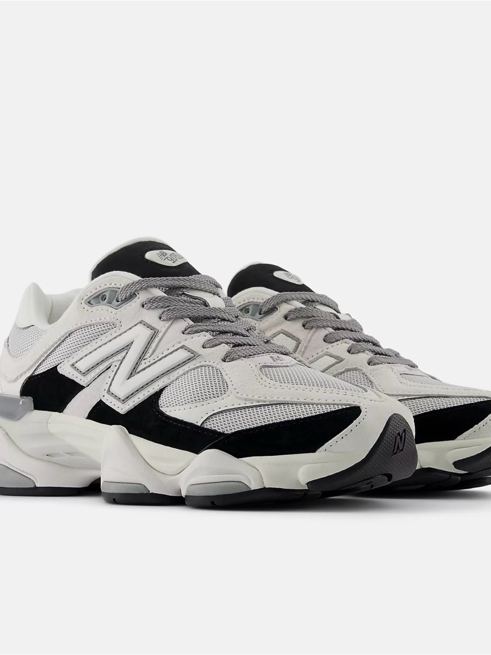 New Balance Men's White, Gray and Black Retro Running Sneakers